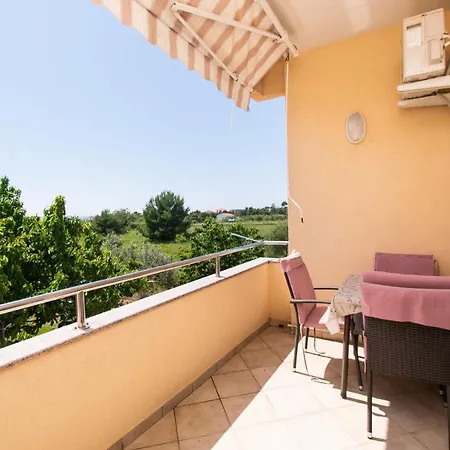 Appartement Stefa *