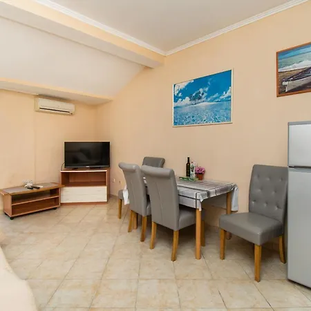 Appartement Stefa *