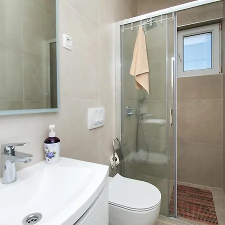 Stefa Apartment
