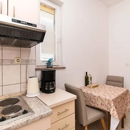 Stefa アパート プリヴラカ