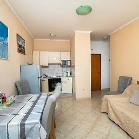 Stefa Apartment